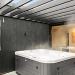 Semesterbostad Awesome In With Sauna
