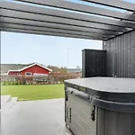 Awesome In With Sauna