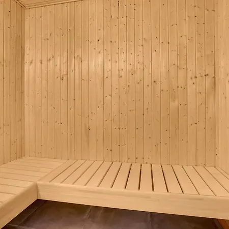 Сasa de vacaciones Awesome In With Sauna *